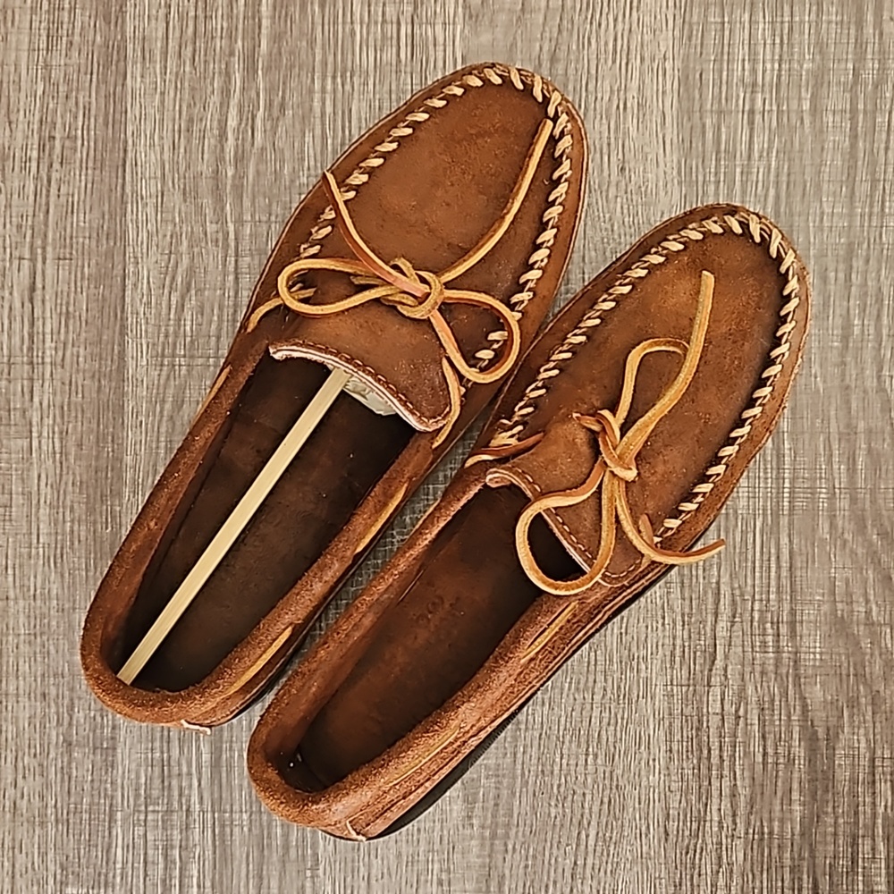 MEN'S MINNETONKA MOCCASINS - Picture 2 of 4